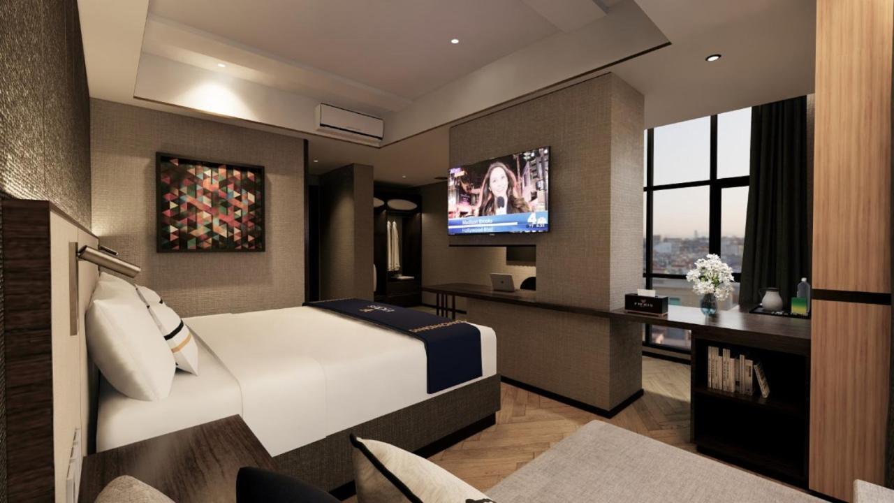 Fieris Hotel Jakarta Bagian luar foto
