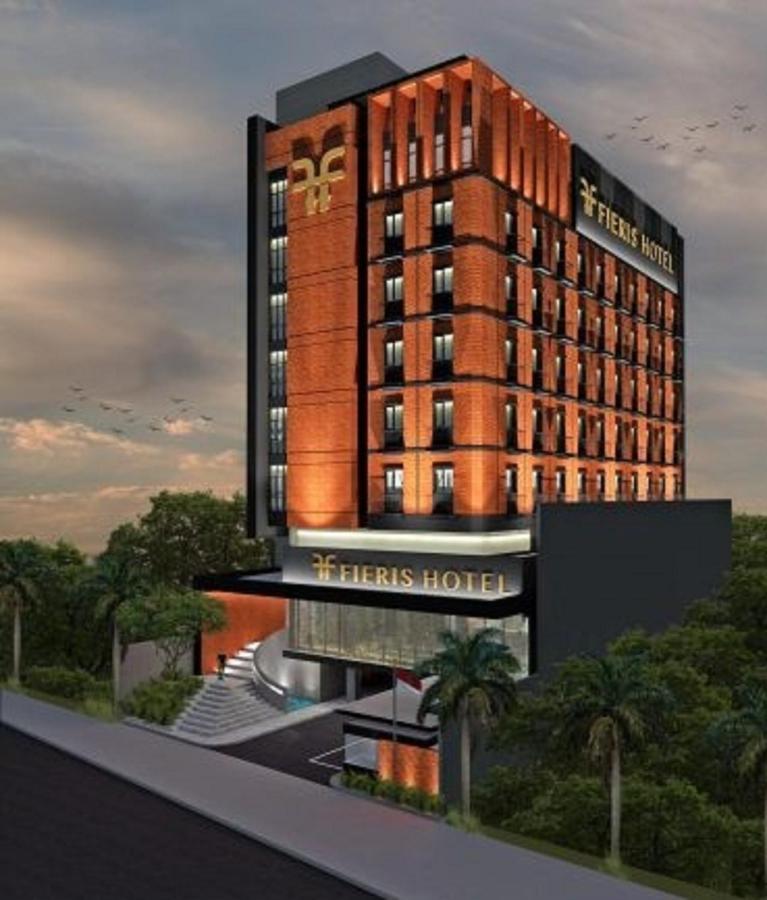 Fieris Hotel Jakarta Bagian luar foto